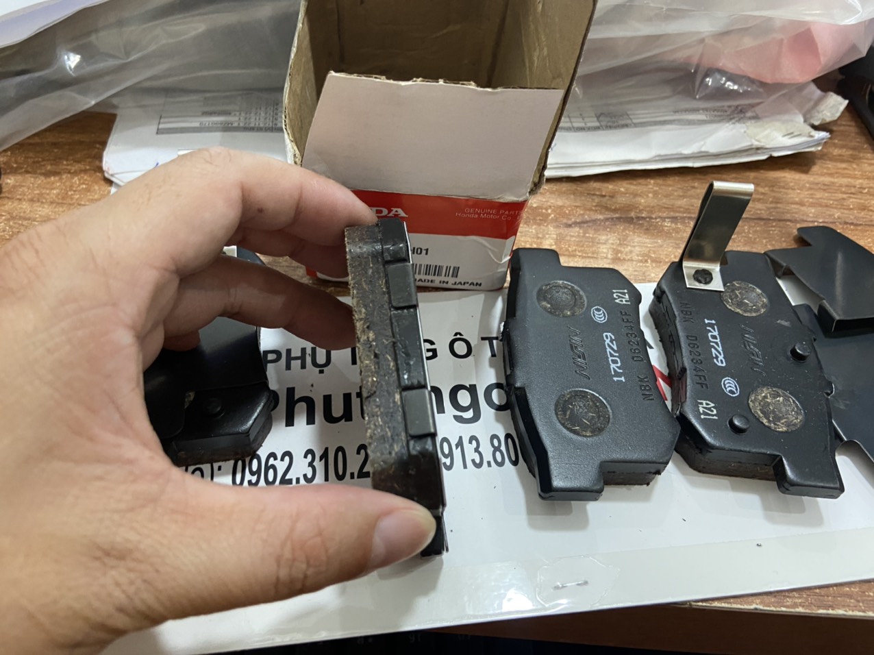 Má phanh sau xe Honda CRV 2009-2017